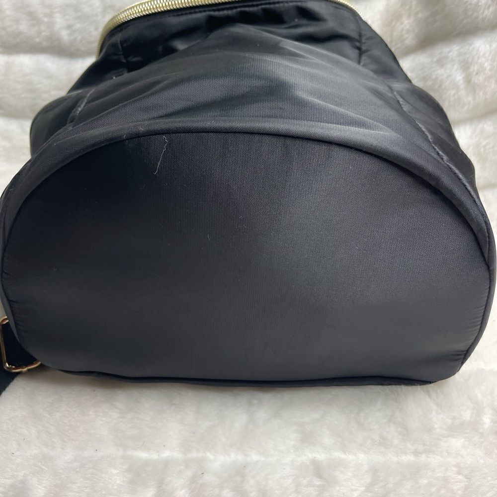 Aimee Kestenberg large Nylon bucket shape backpack with gold tone hardwares - Picture 4 of 12